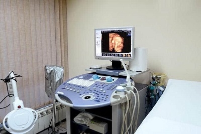 Dva ultrazvucna pregleda sa kolor doplerom krvnih sudova vrata i nogu